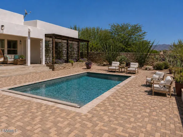 8560 Barrel Cactus Ct, Las Cruces, NM 88011