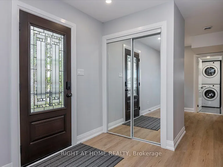 241 Rockaway Beach Pl — Photo 6