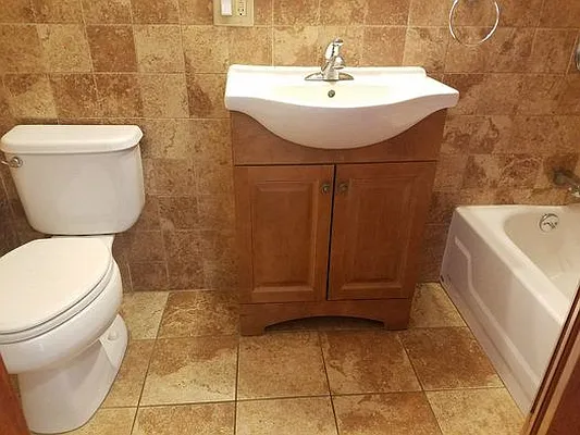 Rented by WIRE International Realty | media 7