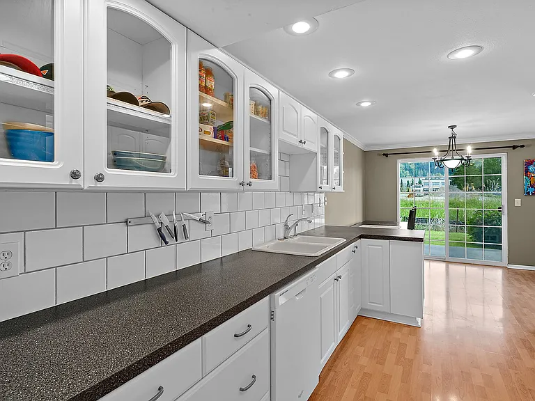 63rd Street Ct E — Photo 3