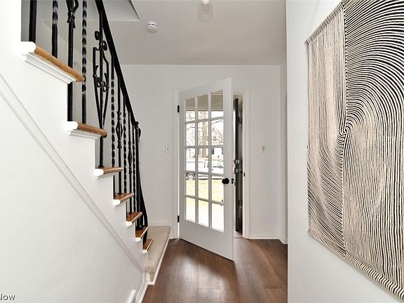 3rd image of 3677 Stoer Rd