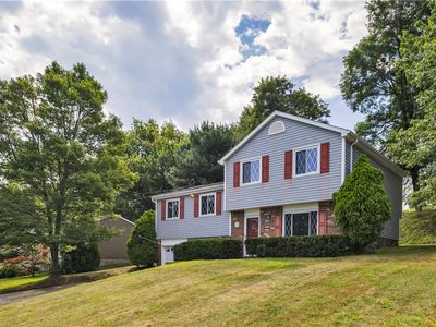 18 Bock Ln, Baden, PA, 15005