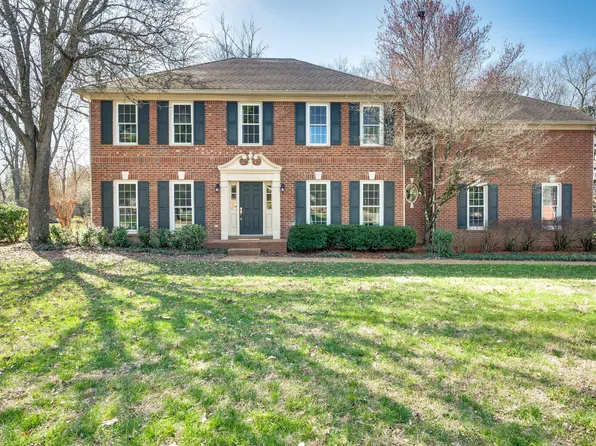 125 Greystone Dr, Franklin, TN 37069