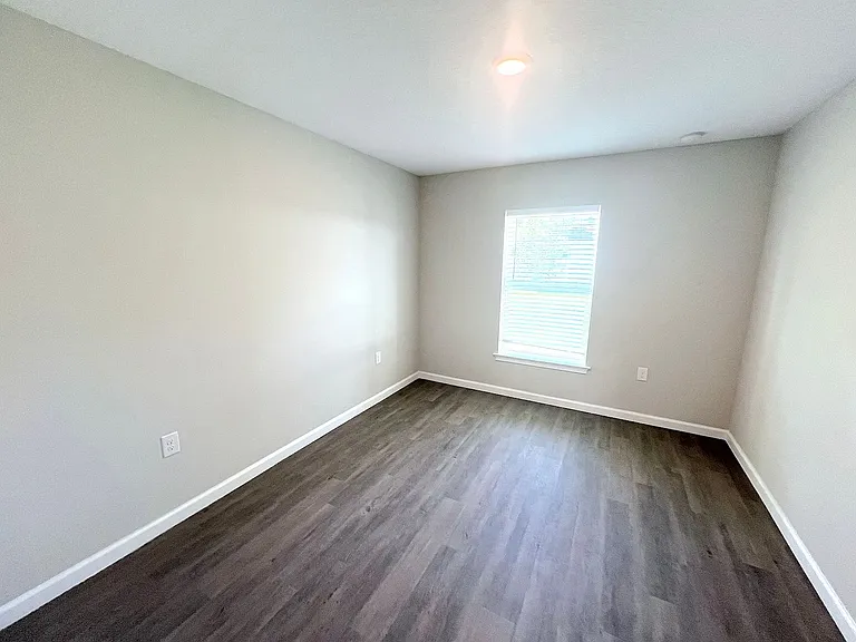 32 Postman Ln — Photo 29
