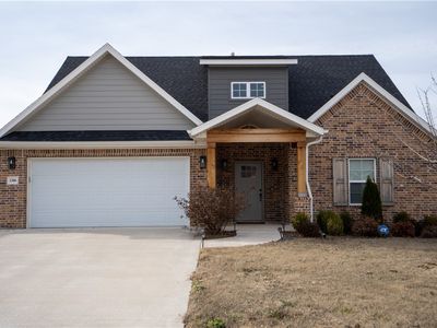 2306 N Hope Ln, Siloam Springs, AR, 72761