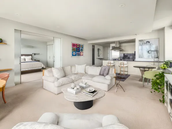 15 West 53rd Street image 2 of 8