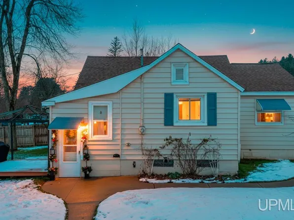 W4787 Us Highway 2, Vulcan, MI 49892