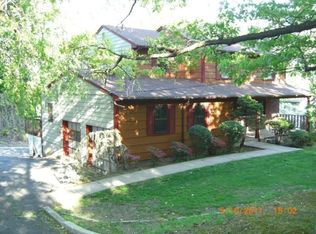 213 Goffle Hill Rd, Hawthorne, NJ 07506