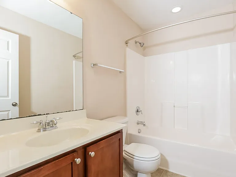 2545 Spring Oaks Way — Photo 16