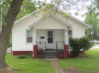 901 S 6th St, Oskaloosa, IA 52577