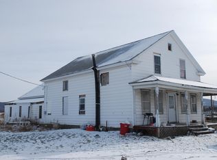2623 Highgate Rd, Swanton, VT 05488