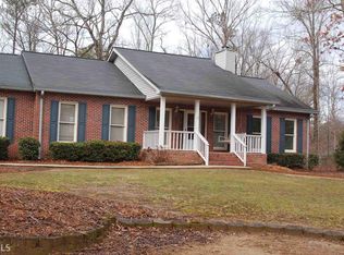 120 Ivy Ct, Tyrone, GA 30290