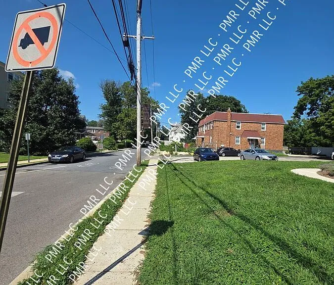 51 Nyack Ave #6 — Photo 3