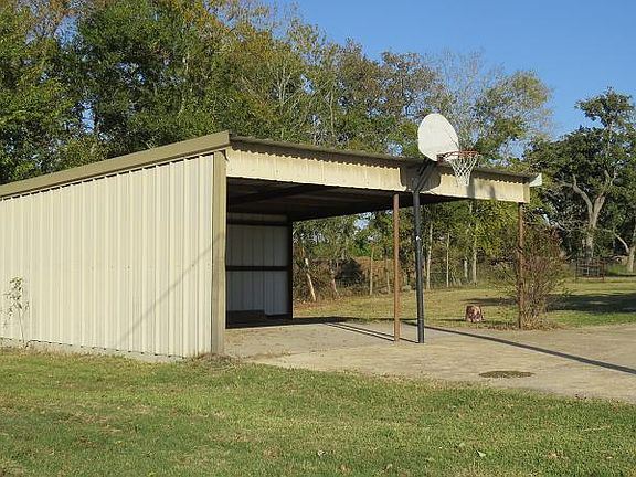 5th image of 14 Villa Cir