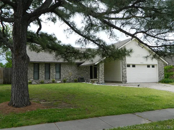 13522 E 31st Pl, Tulsa, OK 74134