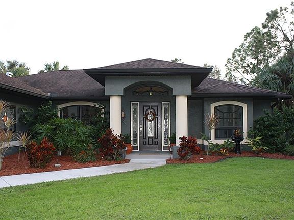 2nd image of 5657 Gilroy Ave