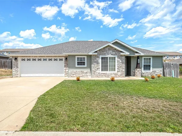 128 Mary Catherine, Waynesville, MO 65583