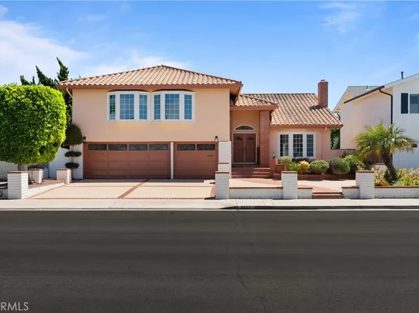9852 Big Sur Dr, Huntington Beach, CA 92646