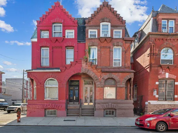 1502 N 17th St, Philadelphia, PA 19121
