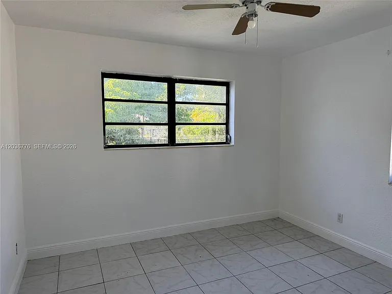 1461 NE 118th St — Photo 5