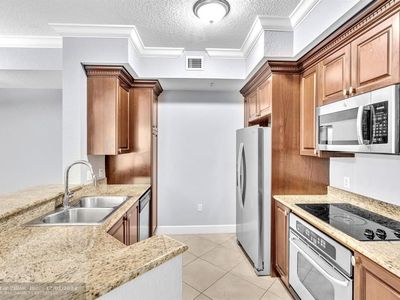 1 Renaissance Way UNIT 1-211, Boynton Beach, FL, 33426
