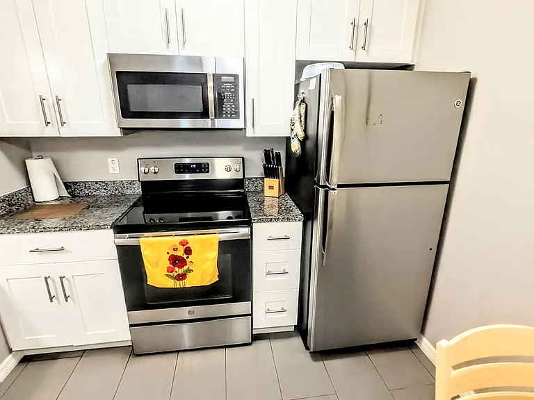 850 S Tamiami Trl #409 — Photo 8