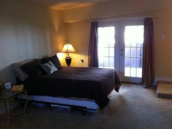3rd image of 3302 Garden Villa Ln