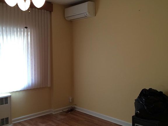 2nd image of 1448 30th Ave