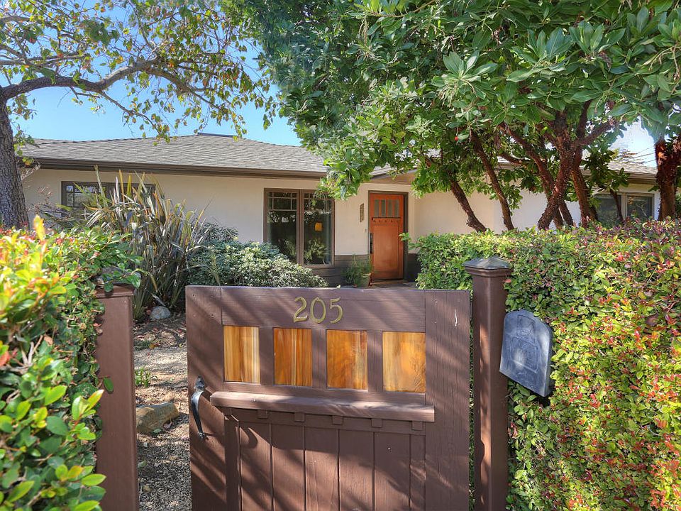 1st image of 205 E Calle Laureles