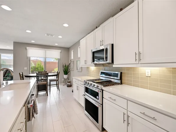 4730 Viento Del Norte, Santa Fe, NM 87507