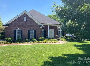 7821 Tottenham Dr, Harrisburg, NC 28075