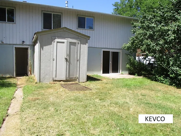 1400 Hillcrest Dr — Photo 21