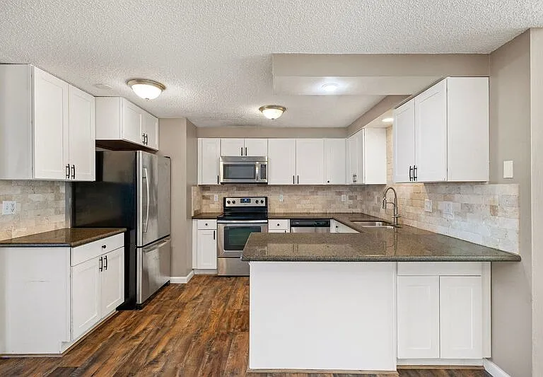 2577 Elysium Ave — Photo 28