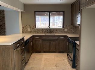 2853 Cresthaven Dr, Grapevine, TX 76051