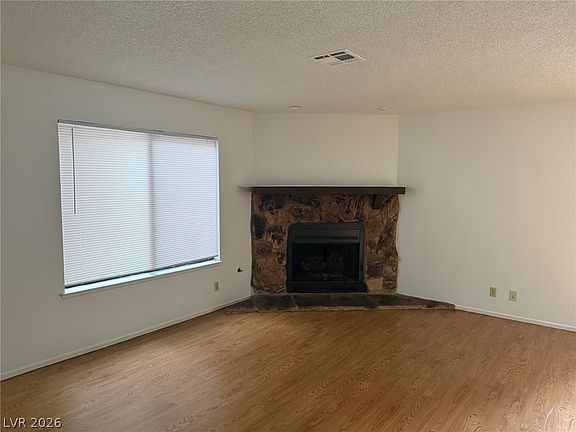3rd image of 2119 Pine Breeze Ln