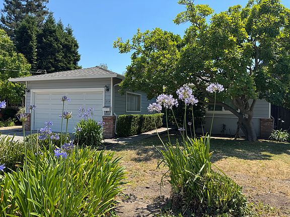 2nd image of 3724 Carlitos Ct
