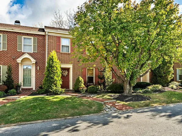 102 Penns Ln, Malvern, PA 19355