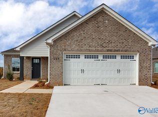 155 Whitner Dr, Meridianville, AL 35750