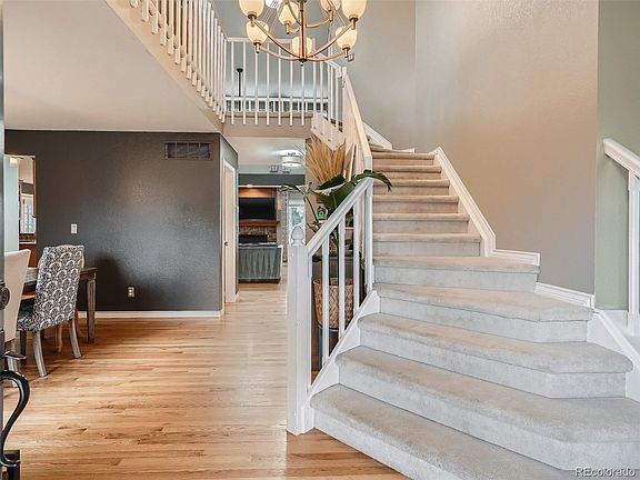4th image of 47 Dawn Heath Cir