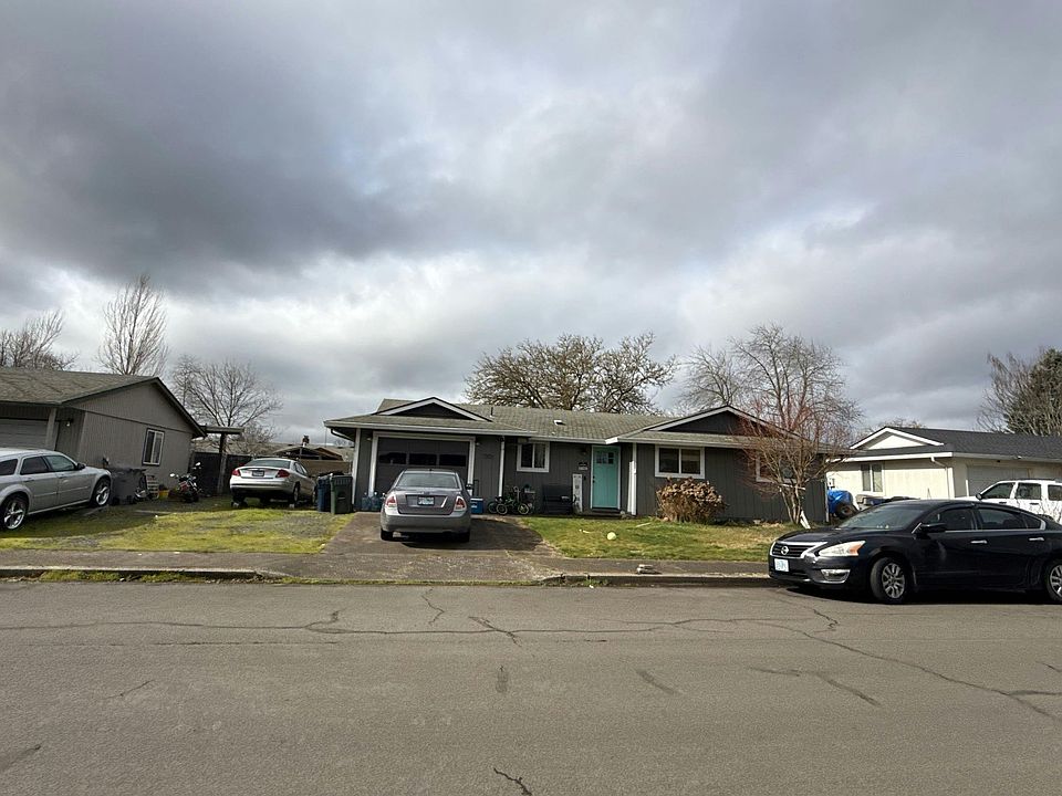 1st image of 355 Crona St