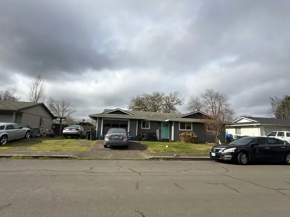 355 Crona St, Junction City, OR 97448