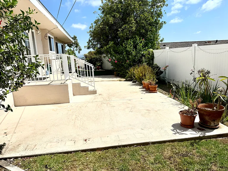5582 Thunderbird Ln — Photo 17