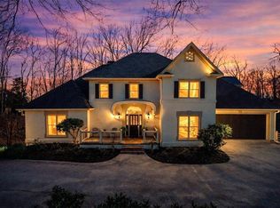 2230 Huntingdon Ct, Gainesville, GA 30506