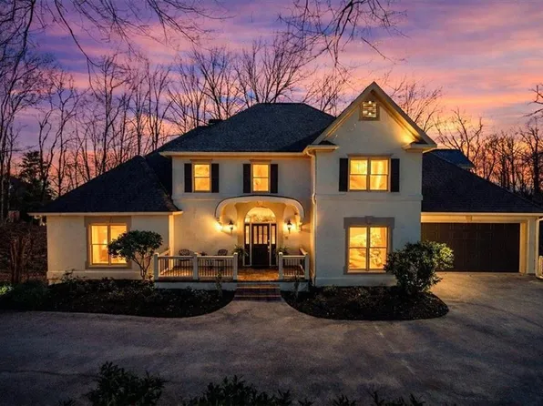 2230 Huntingdon Ct, Gainesville, GA 30506