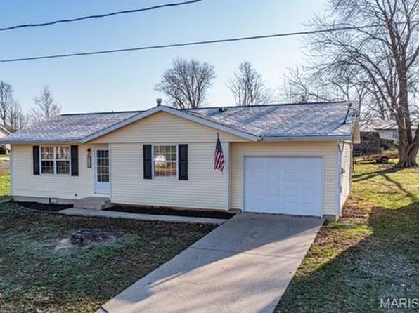 322 N Sangamon Ave, Vandalia, IL 62471