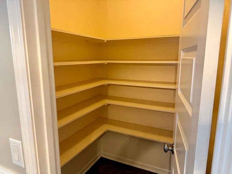 3053 Woodale Cir — Photo 15