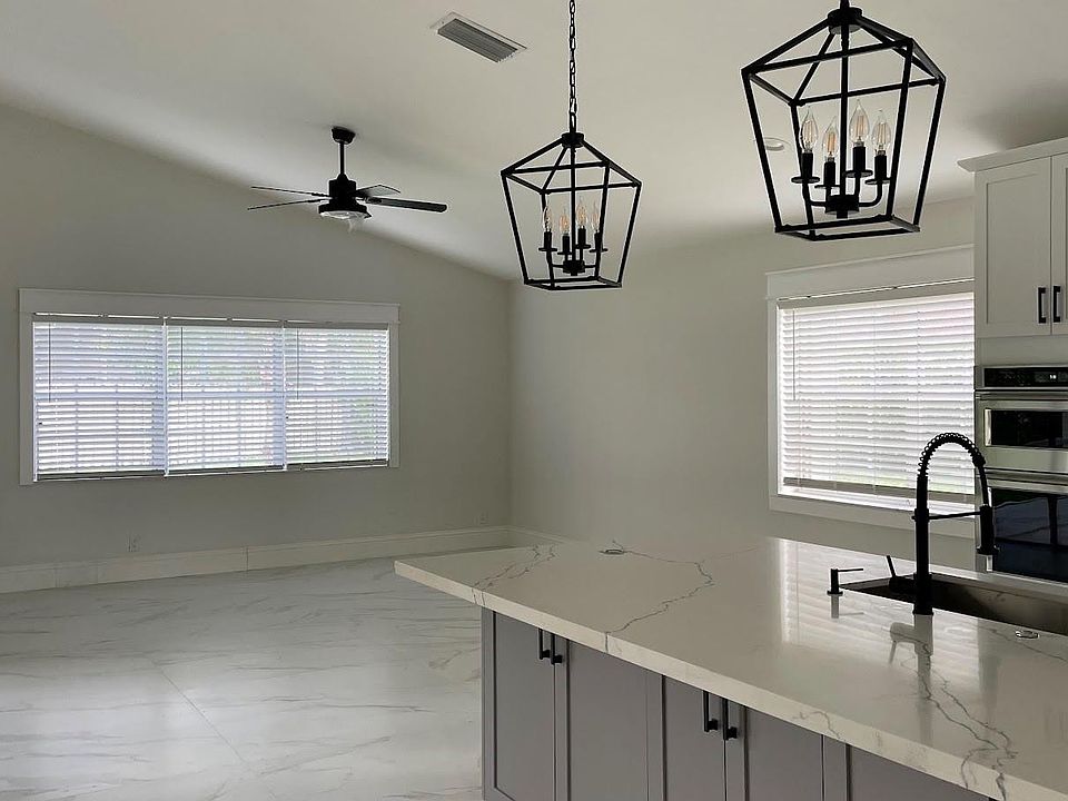 1st image of 585 Cambridge Drive