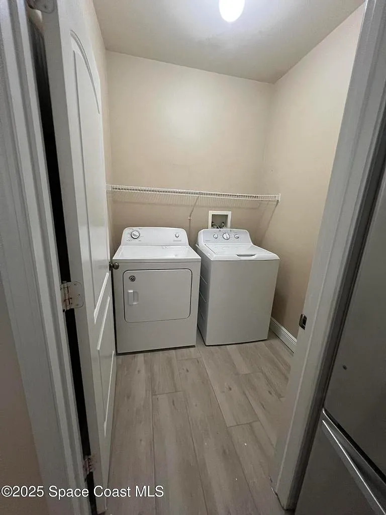6421 Borasco Drive- 3209 - 3209 — Photo 3