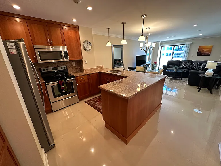 360 Shore Rd #7B — Photo 8