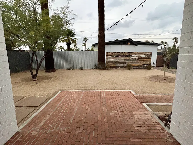 1414 E Palm Ln — Photo 39
